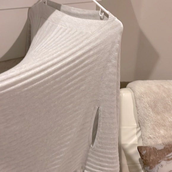 Lululemon Forward Flow Cape Poncho Sweater One Size - Picture 5 of 5